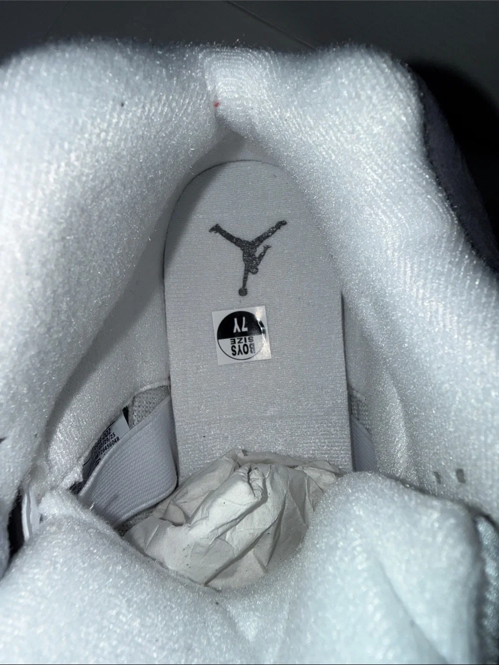 Jordan 5 Wolf Grey size 7Y BNIB